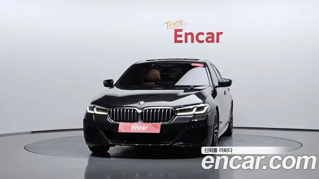 BMW 5 серии 2020 thumb 2