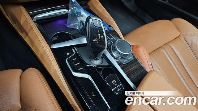 BMW 5 серии 2020 thumb 8