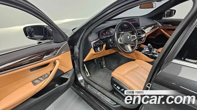 BMW 5 серии 2020 thumb 9