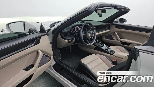 Porsche 911 2025 thumb 10