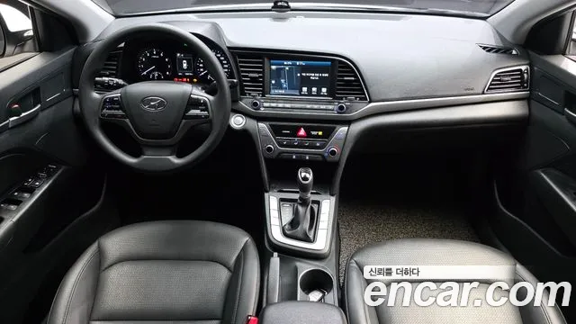 Hyundai Avante 2017 thumb 7