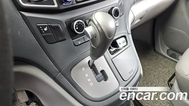 Hyundai Starex 2019 thumb 9