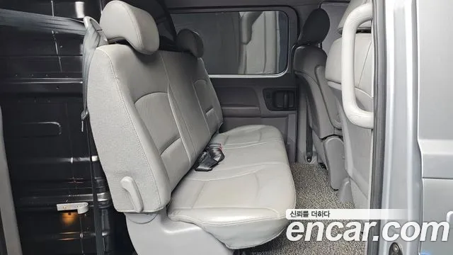 Hyundai Starex 2019 thumb 11