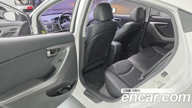 Hyundai Avante 2012 thumb 11