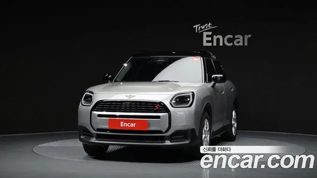 Mini Countryman 2024 thumb 3