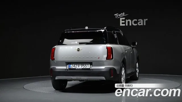 Mini Countryman 2024 thumb 4