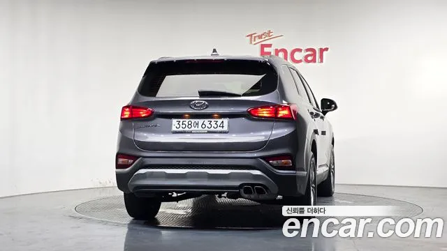 Hyundai Santa Fe 2020 thumb 4