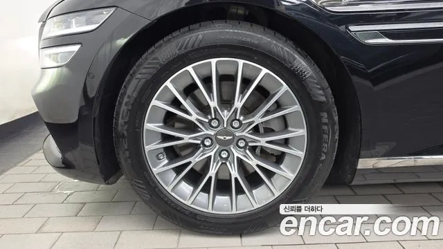 Genesis G80 2022 thumb 5