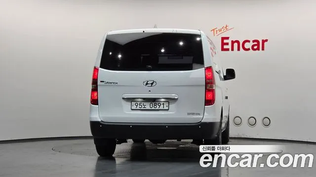 Hyundai Starex 2018 thumb 4
