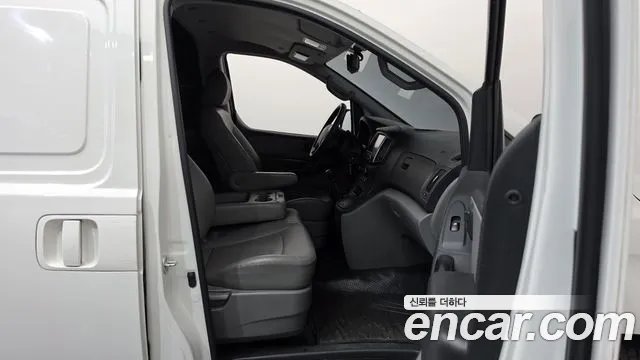 Hyundai Starex 2018 thumb 11