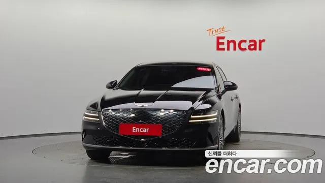 Genesis G80 2023 thumb 2