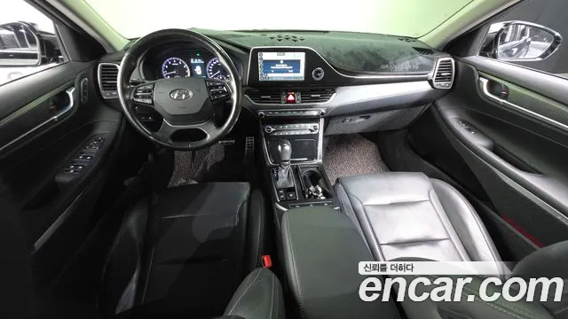 Hyundai Grandeur 2017 thumb 6
