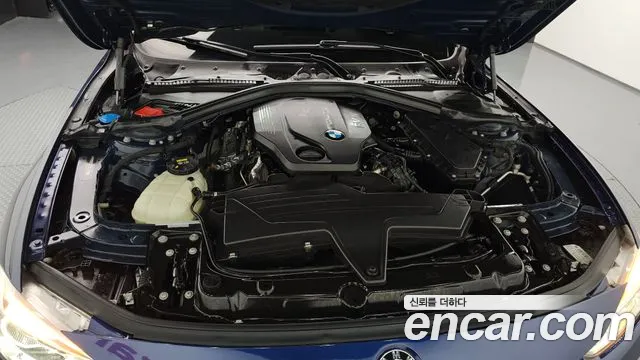 BMW 3 серии 2018 thumb 6