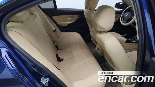 BMW 3 серии 2018 thumb 12