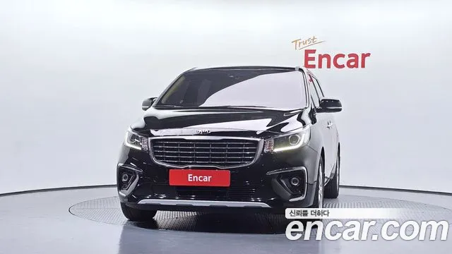 Kia Carnival 2019 thumb 3