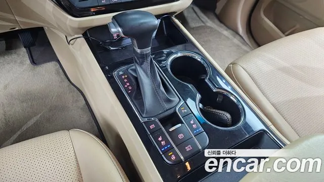 Kia Carnival 2019 thumb 9