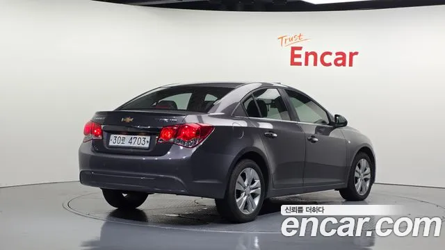 Chevrolet Cruze 2013 thumb 2