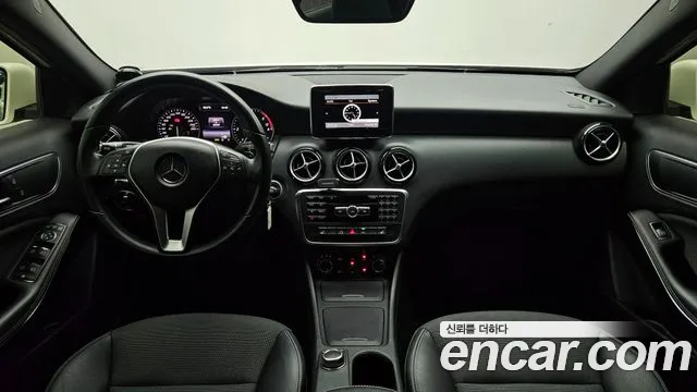 Mercedes-Benz A-Класс 2013 thumb 7