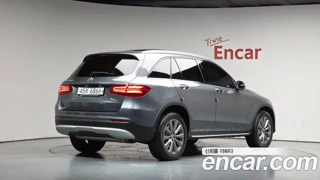 Mercedes-Benz GLC 2019 thumb 2