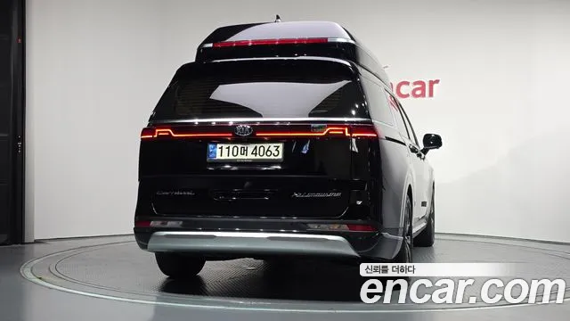 Kia Carnival 2021 thumb 4