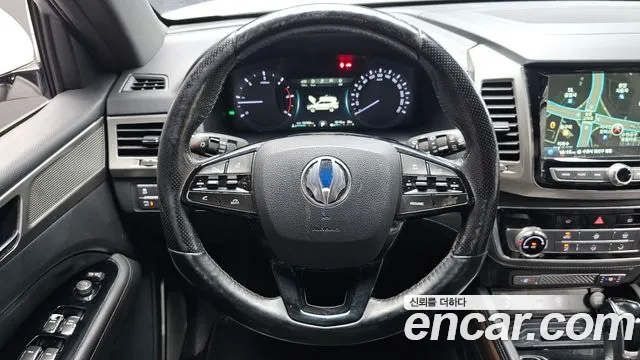 KG_Mobility_Ssangyong Rexton 2017 thumb 12