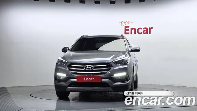 Hyundai Santa Fe 2018 thumb 3