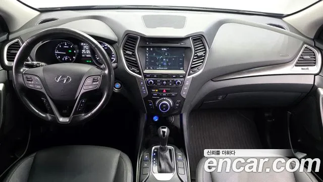 Hyundai Santa Fe 2018 thumb 7