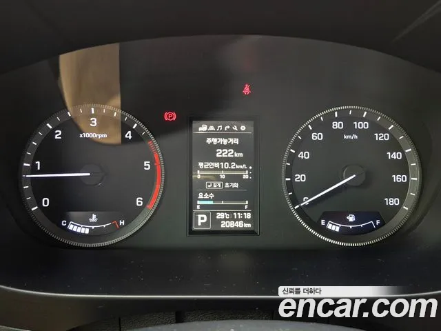 Hyundai Staria 2024 thumb 7