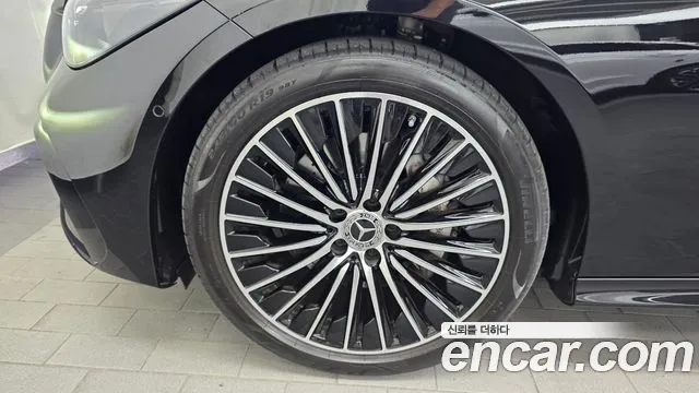 Mercedes-Benz CLE-Class 2025 thumb 5