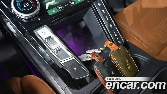Jaguar I-PACE 2019 thumb 9