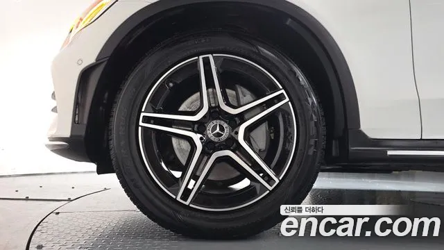 Mercedes-Benz GLC 2021 thumb 4