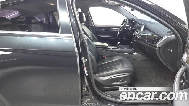 BMW X6 2015 thumb 10
