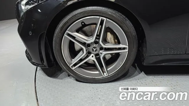 Mercedes-Benz CLS-Class 2019 thumb 5