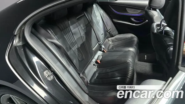 Mercedes-Benz CLS-Class 2019 thumb 11