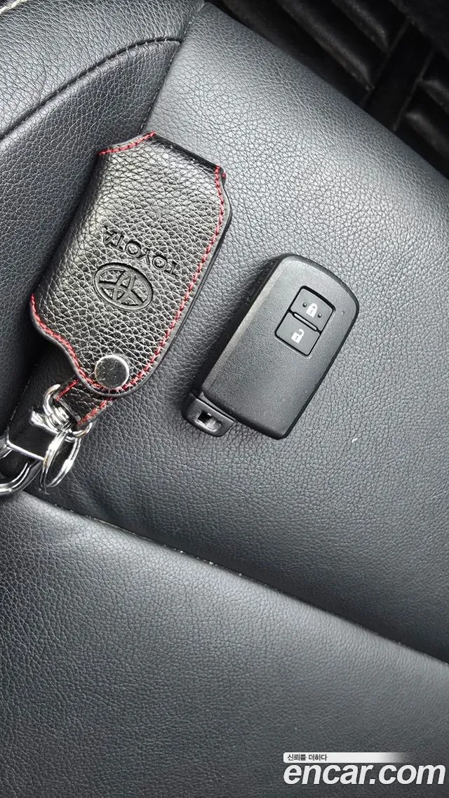 Toyota RAV4 2015 thumb 6