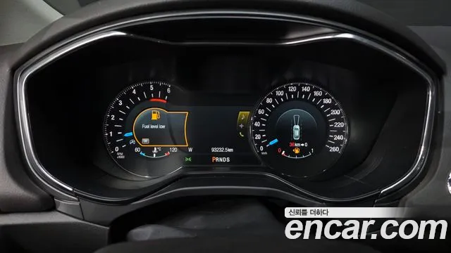 Ford Mondeo 2016 thumb 8