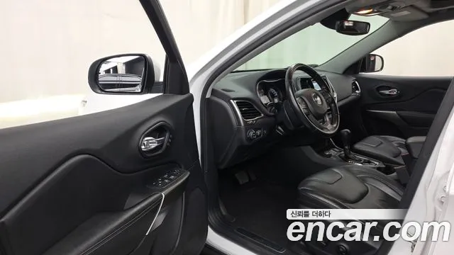 Jeep Cherokee 2020 thumb 10