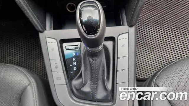 Hyundai Avante 2015 thumb 8