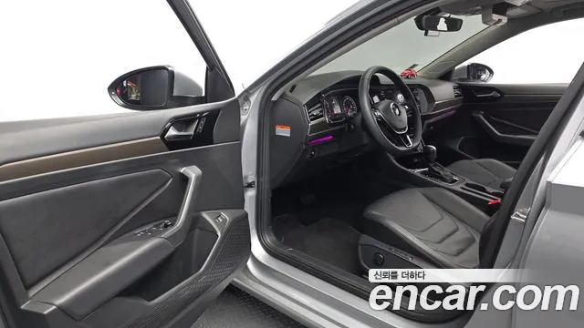 Volkswagen Jetta 2020 thumb 10