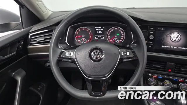 Volkswagen Jetta 2020 thumb 12