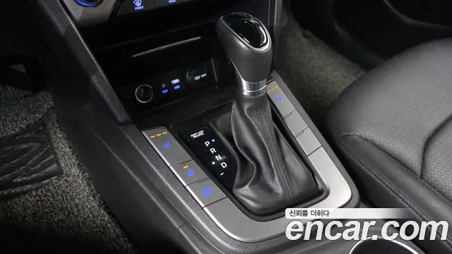 Hyundai Avante 2015 thumb 9
