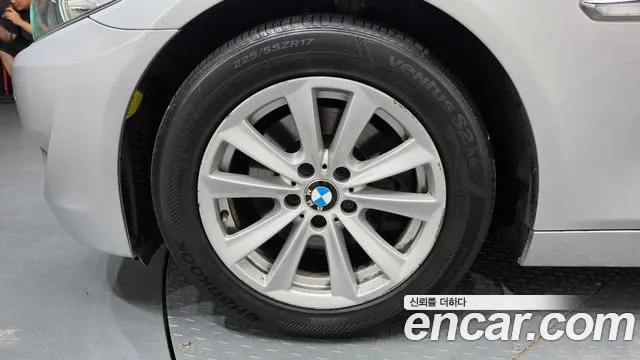 BMW 5 серии 2013 thumb 5