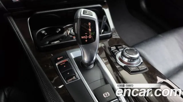 BMW 5 серии 2013 thumb 9