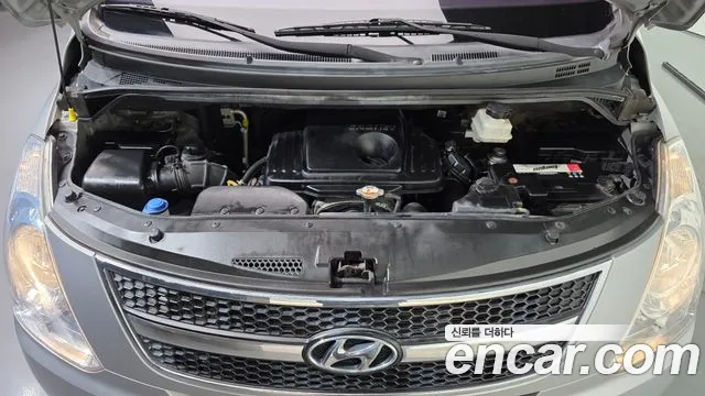 Hyundai Starex 2013 thumb 6