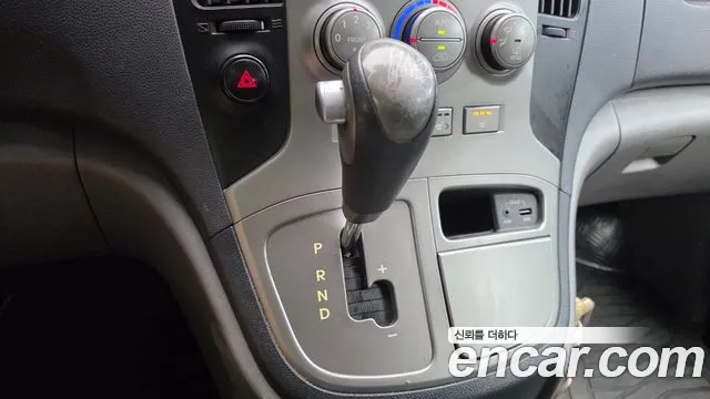 Hyundai Starex 2013 thumb 9