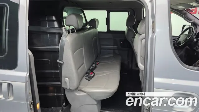 Hyundai Starex 2013 thumb 12
