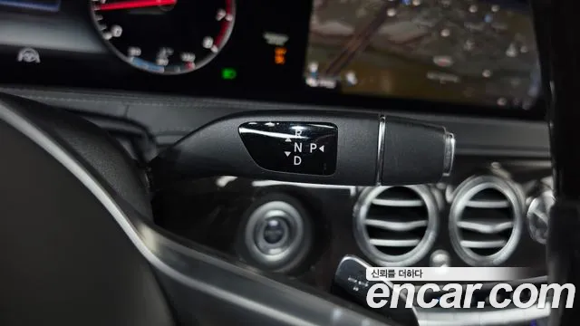 Mercedes-Benz S-Класс 2017 thumb 9
