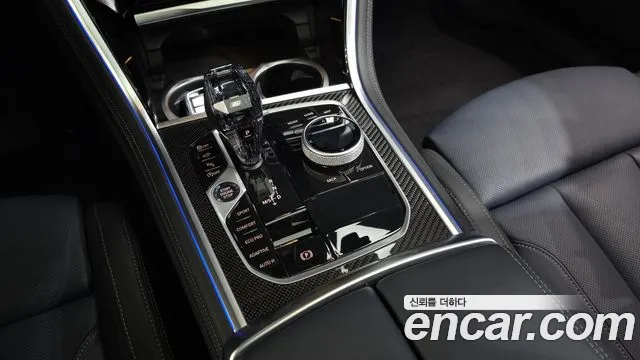 BMW 8 серии 2025 thumb 9