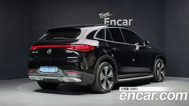 Mercedes-Benz EQE 2023 thumb 2