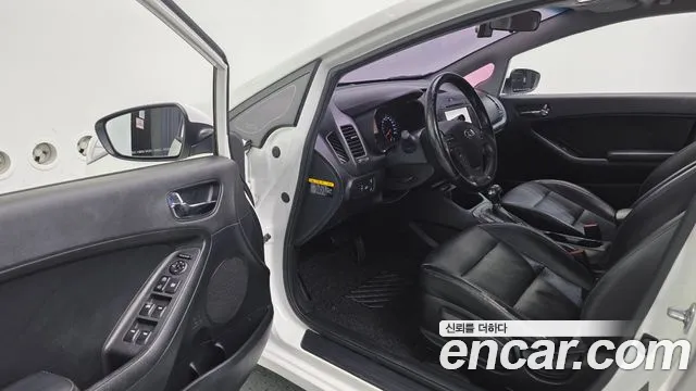 Kia K3 2015 thumb 12